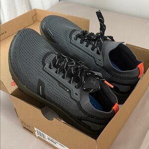 Flux Adapt Trail Runner Unisex M8/W9.5